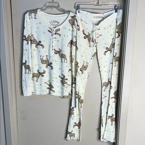 EUC P.J. Salvage Waffle Thermal Christmas Holiday Moose Print set Large